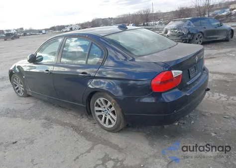 2007 BMW 328Xi z USA, uszkodzony, nr VIN WBAVC93577K035557